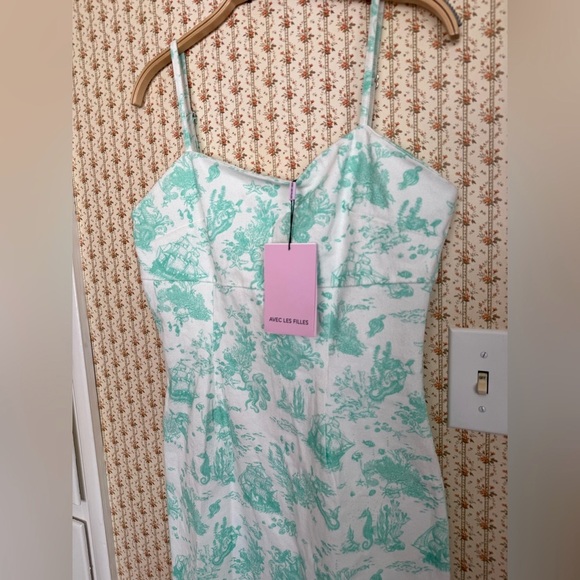 NWT Avec Les Filles Just Sea Denim Mini Dress in Seafoam Mermaid Toile | 8 - Picture 3 of 7